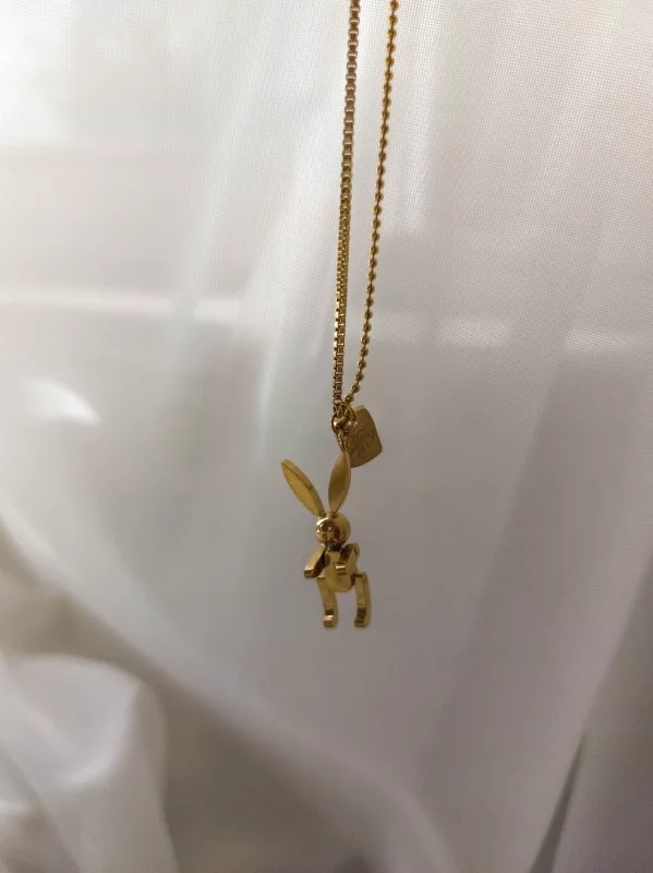 گردنبند طرح خرگوش